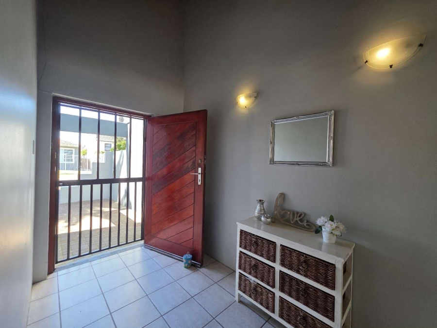 3 Bedroom Property for Sale in Welgelegen Western Cape